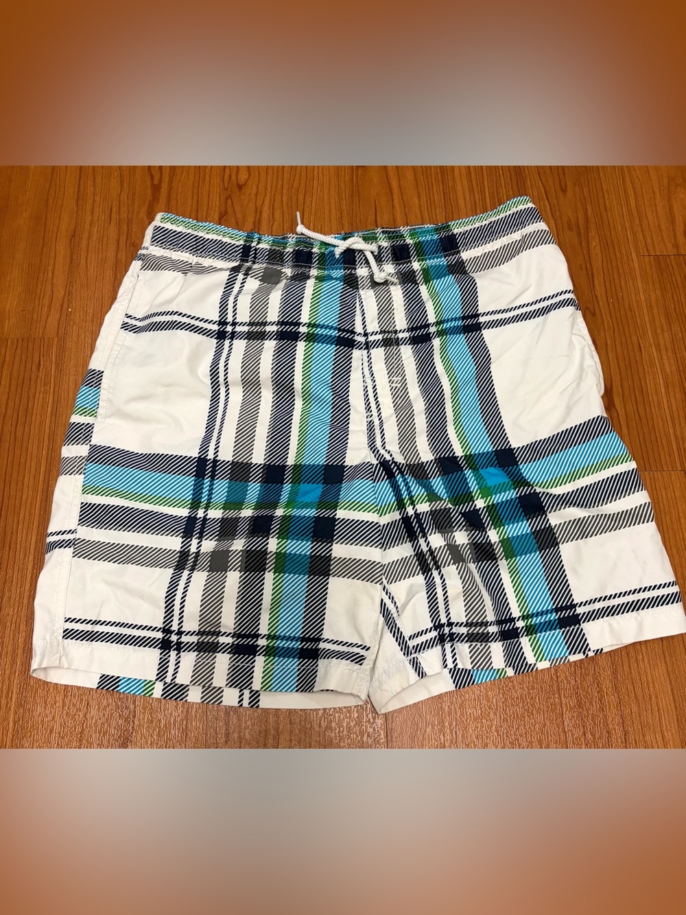 Trader Bay Men's White Plaid Swim Trunks size S